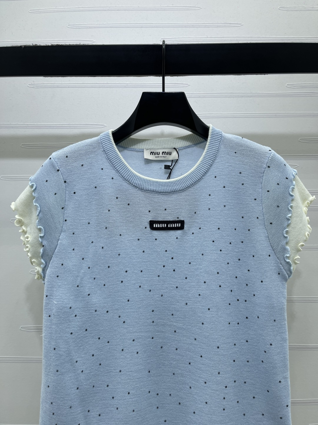 Women's short sleeves